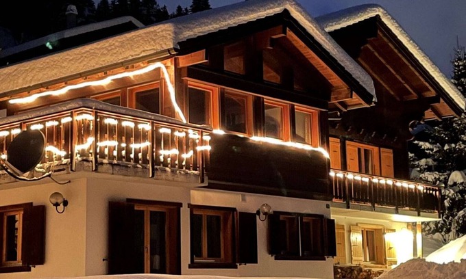 Granges Ski Chalet | Beautiful chalet in Le Bouveret with garden