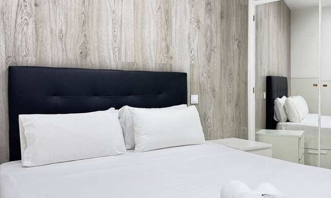 Malasana Apartment | Beautiful & Comfortable Apartment Gran Vía | A026