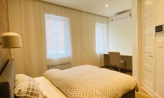 Sheepshead Bay Apartment | Beautiful comfortable room with its own bathroom in Brooklyn, NY