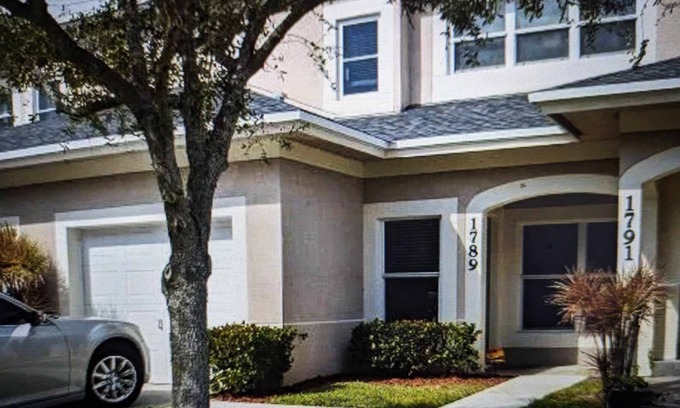 Fort Pierce Condo | Beautiful Condo Close to Beaches, Restaurants, Golf Courses and More!