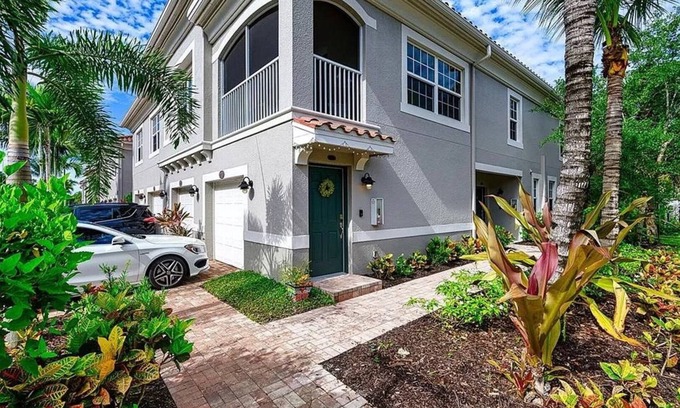 Bonita Springs Condo | Beautiful Condo located minutes away from SW FL beaches!