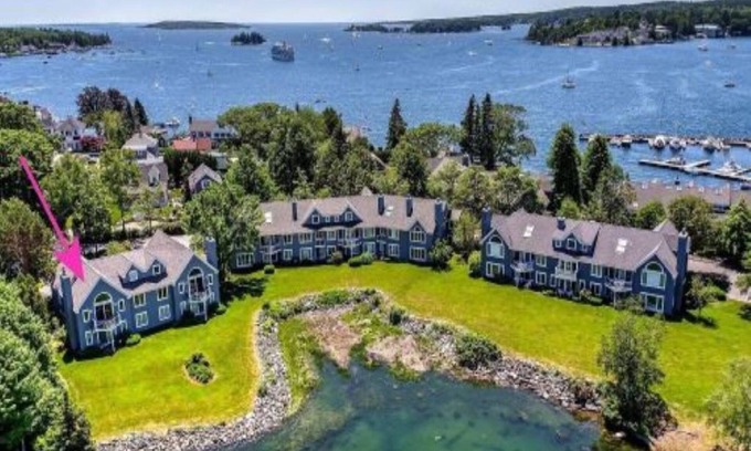 Boothbay Harbor Condo | Beautiful Condo on Ocean Cove - Easy walk to harbor-side town