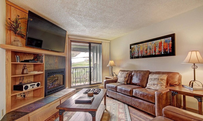East Village at Copper Condo | Beautiful Condo with hot tub, Ski Out Your Back Door! FP202