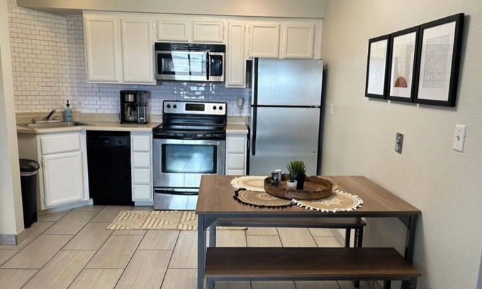 Greenehaven Condo | Beautiful Condo with Lake Powell and Lone Rock views!