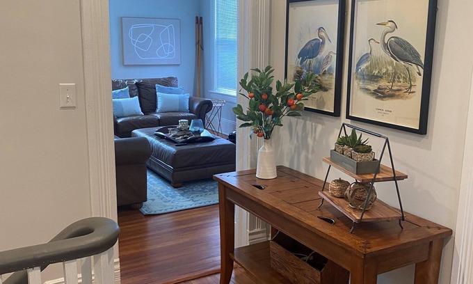 Thomas Square Condo | Beautiful Condo with walking distance to Forsyth park