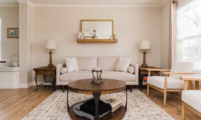 West Ashley House | Beautiful Cottage-Style Home Minutes From Downtown Charleston!