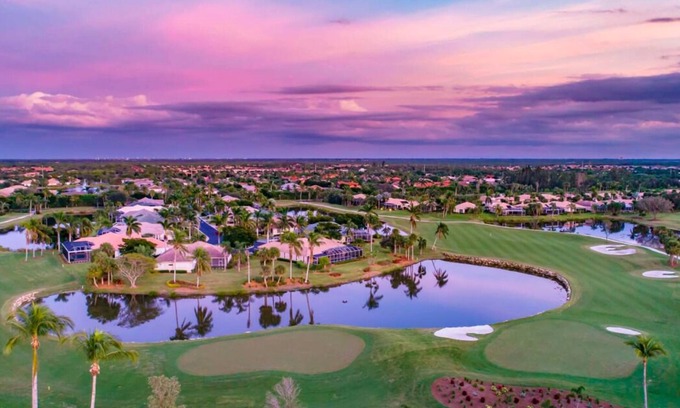 Tropical Cove Condo | Beautiful Country Club Condo.