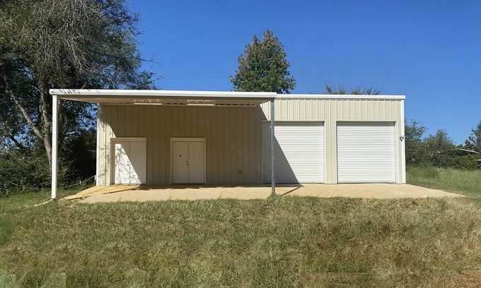 Nacogdoches House | Beautiful Countryside Residence providing you peace of mind