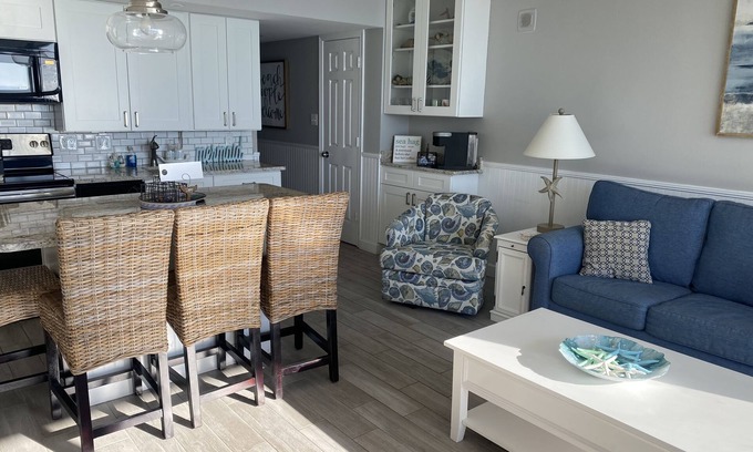 Myrtle Beach Condo | Beautiful Couples getaway! 1BR, 1BA. Coastal decor, and upgrades.