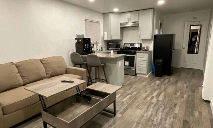 San Bernardino Apartment | Beautiful & Cozy 1bd 1bath apt