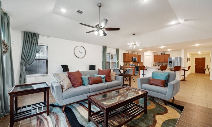 Spring House | Beautiful & cozy vacation home in Spring Texas.