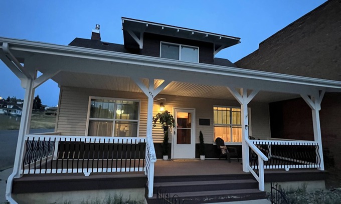 Butte House | Beautiful Craftsman home in uptown Butte