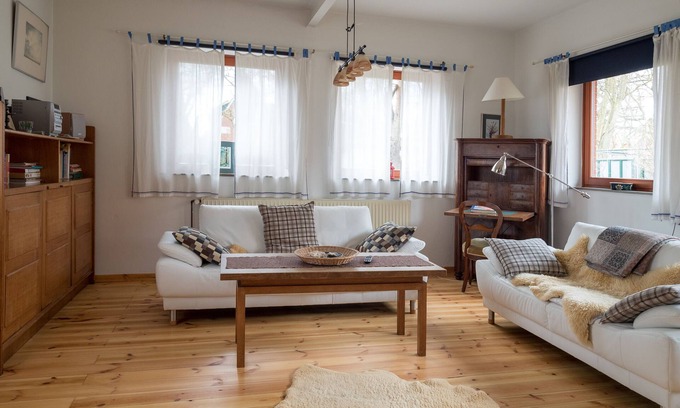 Spiekeroog House | Beautiful detached vacation home in the popular east of the island.
