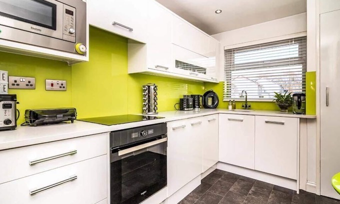 Cheetham Hill House | Beautiful Double Bedroom near Manchester Centre