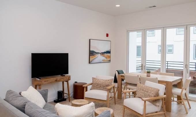 Downtown Napa Condo | Beautiful Downtown Napa Condo