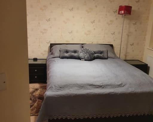 Wellingborough House | Beautiful ensuite room
