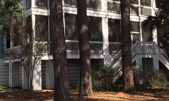 Melrose on the Beach Villa | Beautiful First Floor OceanView Villa! Pet Friendly! Steps from beach!