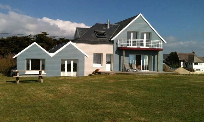 Denneville House | Beautiful fisherman's cottage rebuilt in 1940