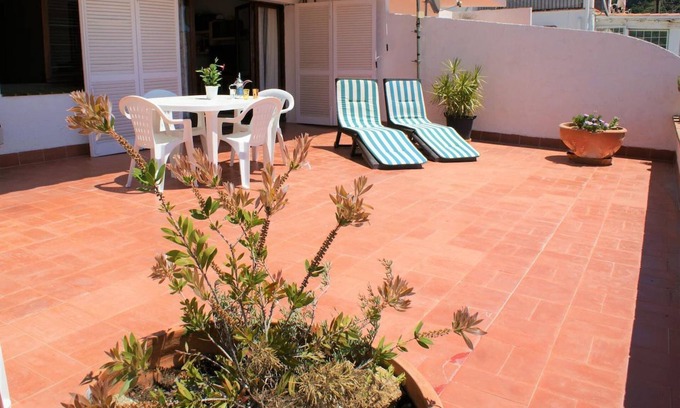 Almadraba-Canyelles Apartment | Beautiful flat with views in Roses AV-41