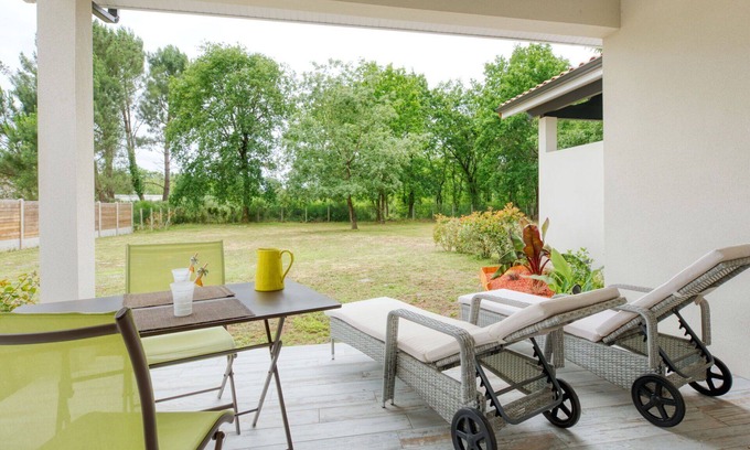 Grayan-Et-L'Hopital Villa | Beautiful private villa for 8 guests with WIFI, TV, terrace and parking