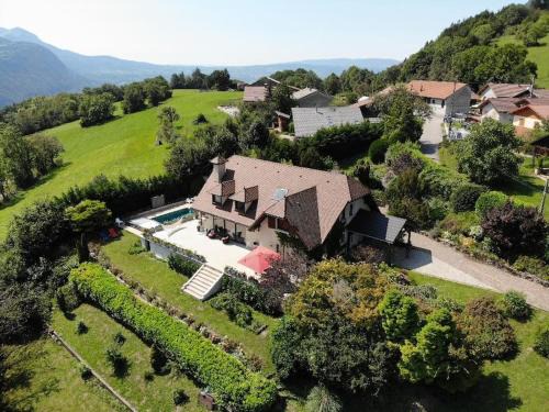 Marignier Villa | Beautiful French mountain home