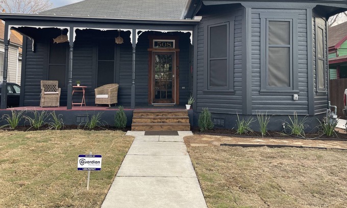 Government Hill House | *Beautiful Historic home 5 mins Downtown/ Pearl/Alamodome*