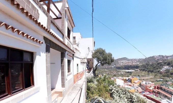 Santa Brigida House | Beautiful holiday home with a great view in Santa Brigida