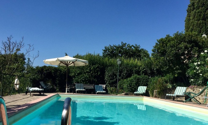 Monterchi House | Beautiful Holiday Home with Swimming Pool in Monterchi