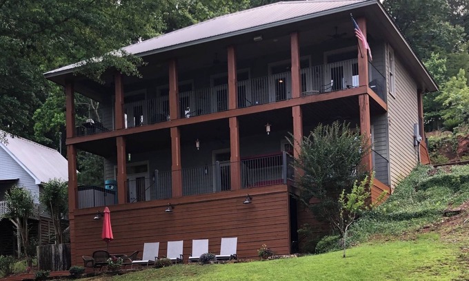 Dadeville House | Beautiful home 3BR/2.5B in calm slough. Great location for Auburn games!