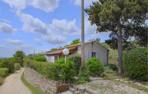 Bessas House | Beautiful Home In Bessas