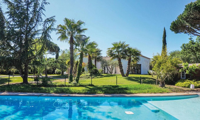 Beziers House | Beautiful home in Beziers with WiFi