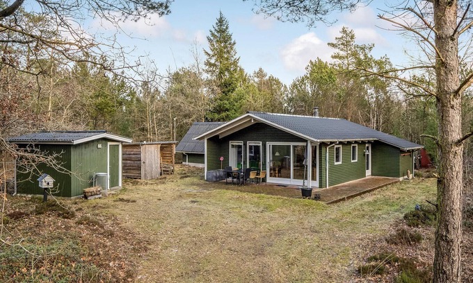Skovgaarde House | Beautiful home in Herning with WiFi