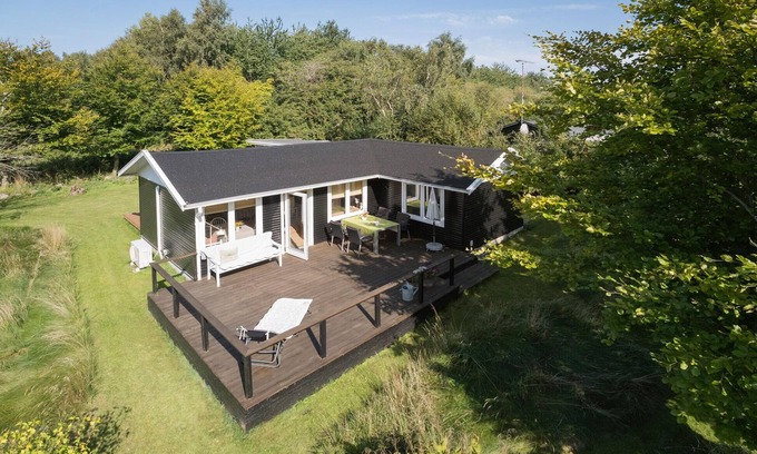 Jægerspris House | Beautiful home in Jægerspris with WiFi