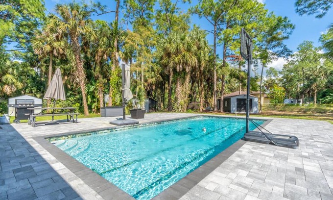Rural Estates House | Beautiful Home in Naples with Huge Private Pool