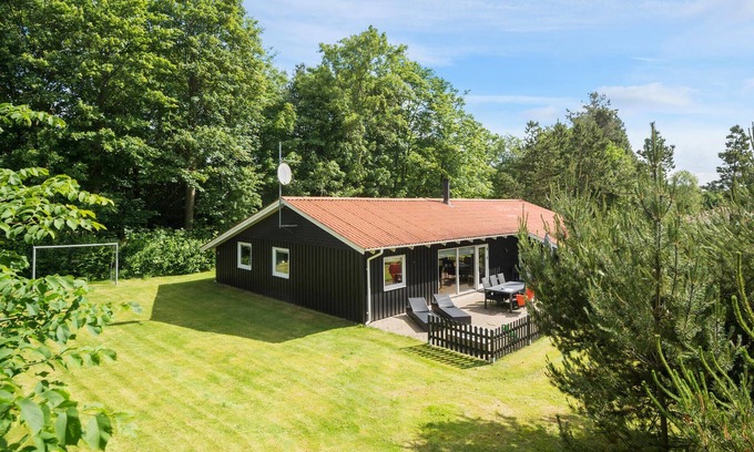 Jegum House | Beautiful home in Oksbøl with sauna