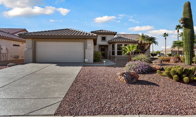 Surprise House | BEAUTIFUL HOME IN THE GRAND WITH POOL HEATED POOL AND GOLF COURSE VIEWS!