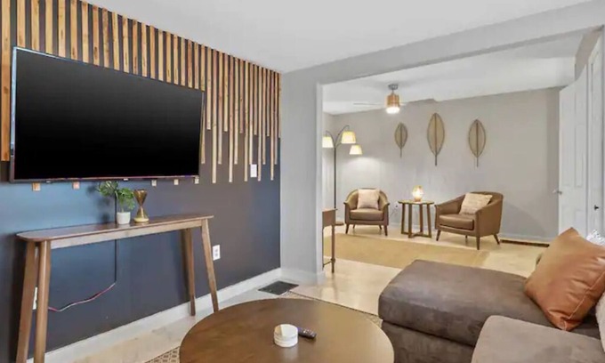 Westside House | Beautiful home near downtown and Syracuse Uni