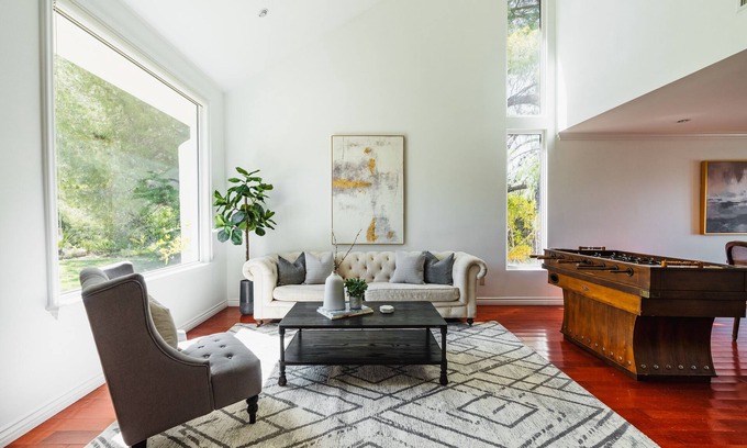 Woodland Hills House | Beautiful Home Stunning Views W/Salt Water Pool