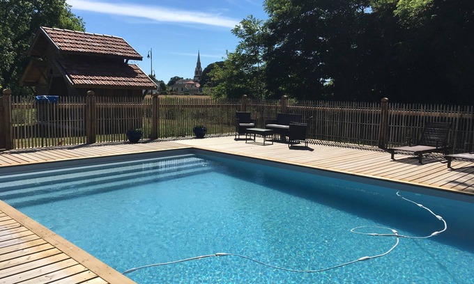 Rion-des-Landes House | Beautiful house in an airial with pool