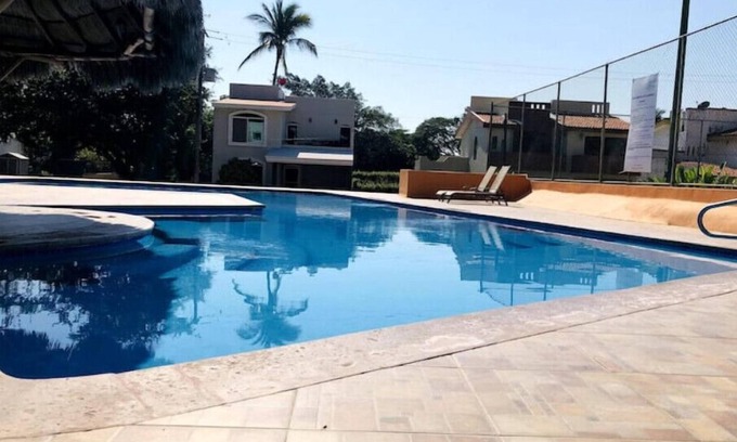 Manzanillo House | Beautiful House in Royal Country Pool and Beachnn