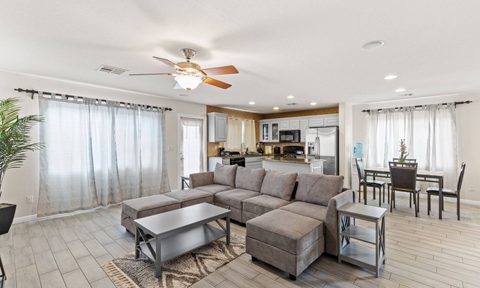 Las Vegas House | Beautiful house near Vegas Strip