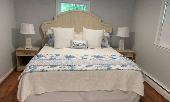 Newport East House | Beautiful House near Beach and Castle Hill