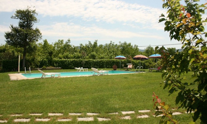 Castiglion Fiorentino Apartment | Beautiful apartment for 4 people with WIFI, pool, TV and pets allowed, close to Cortona