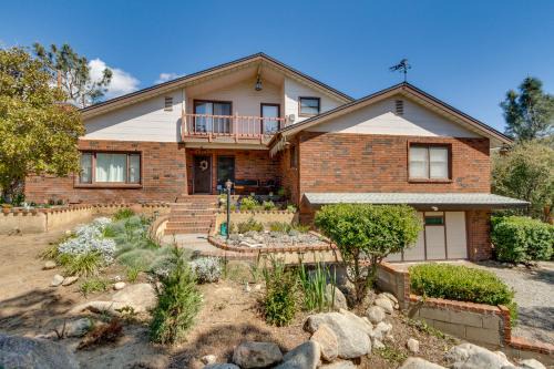 Kernville House | Beautiful Kernville Home with Game Room and Mtn Views!