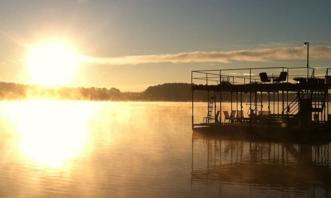 Townville House | Beautiful Lake Hartwell house w/ double-decker dock and unobstructed lake view