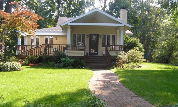 Union Pier Cottage | Beautiful Lake Michigan Retreat in Union Pier, Michigan.
