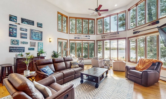 Albrightsville House | Beautiful lakefront house w/private dock, beach, gas fireplace + crib