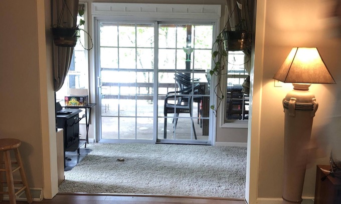 Mammoth Cave House | Beautiful Lakefront Home with lake access!
