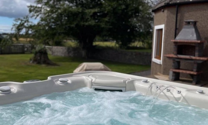 Pittenweem Villa | Beautiful Lavish Property With World Class Facilities