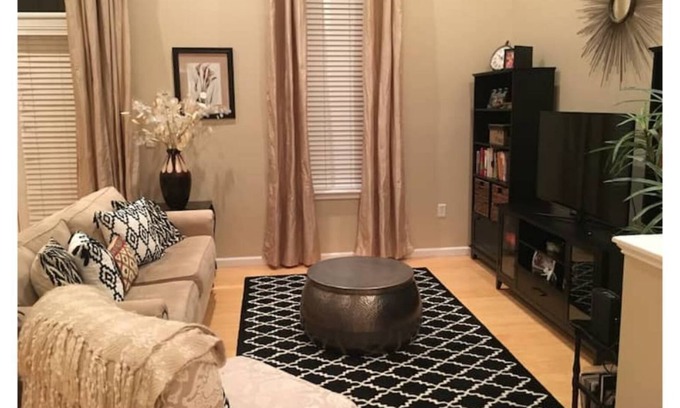 Paducah Apartment | Beautiful Loft in Paducah Lowertown Arts District